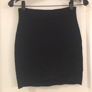 BCBG black bandage skirt S